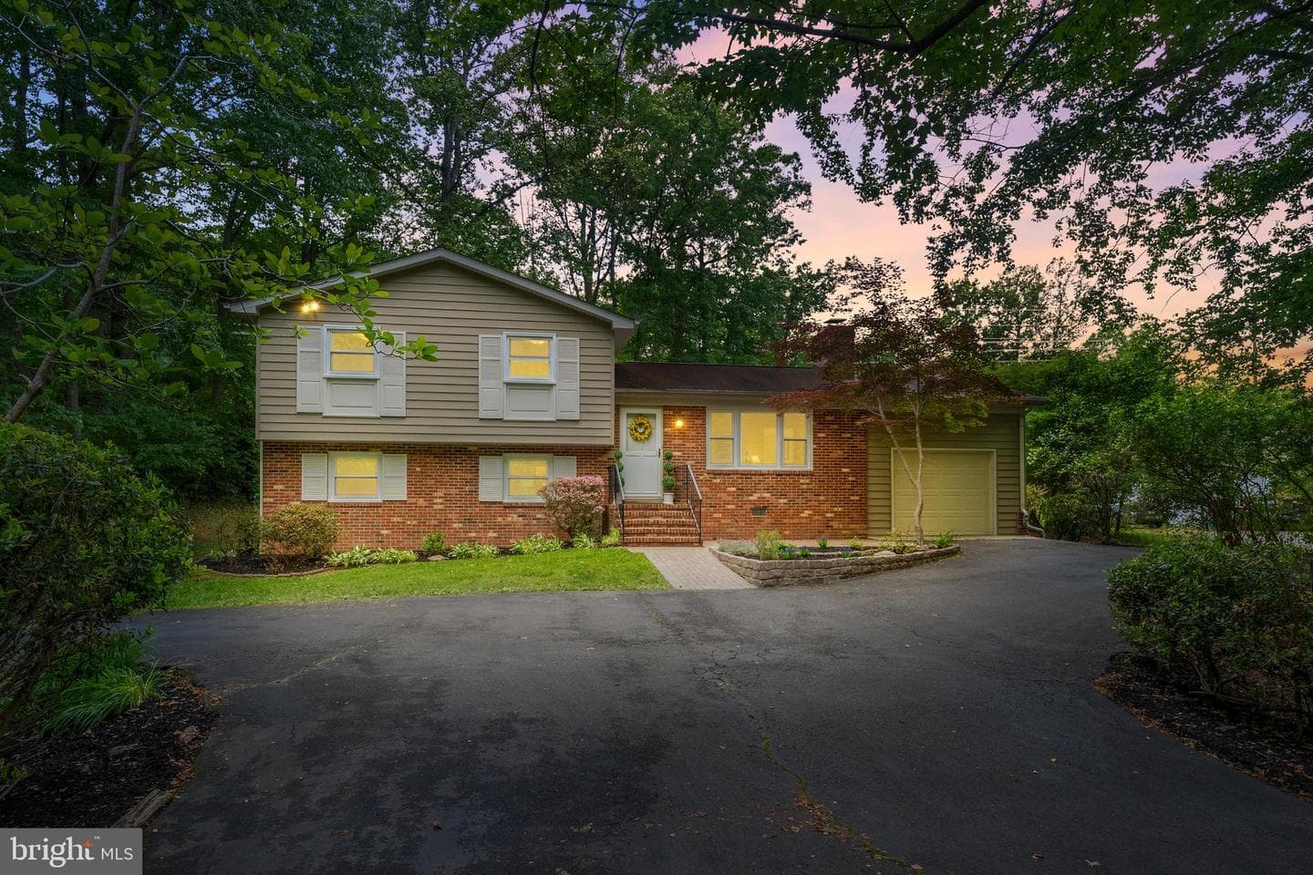 214 Braehead Dr