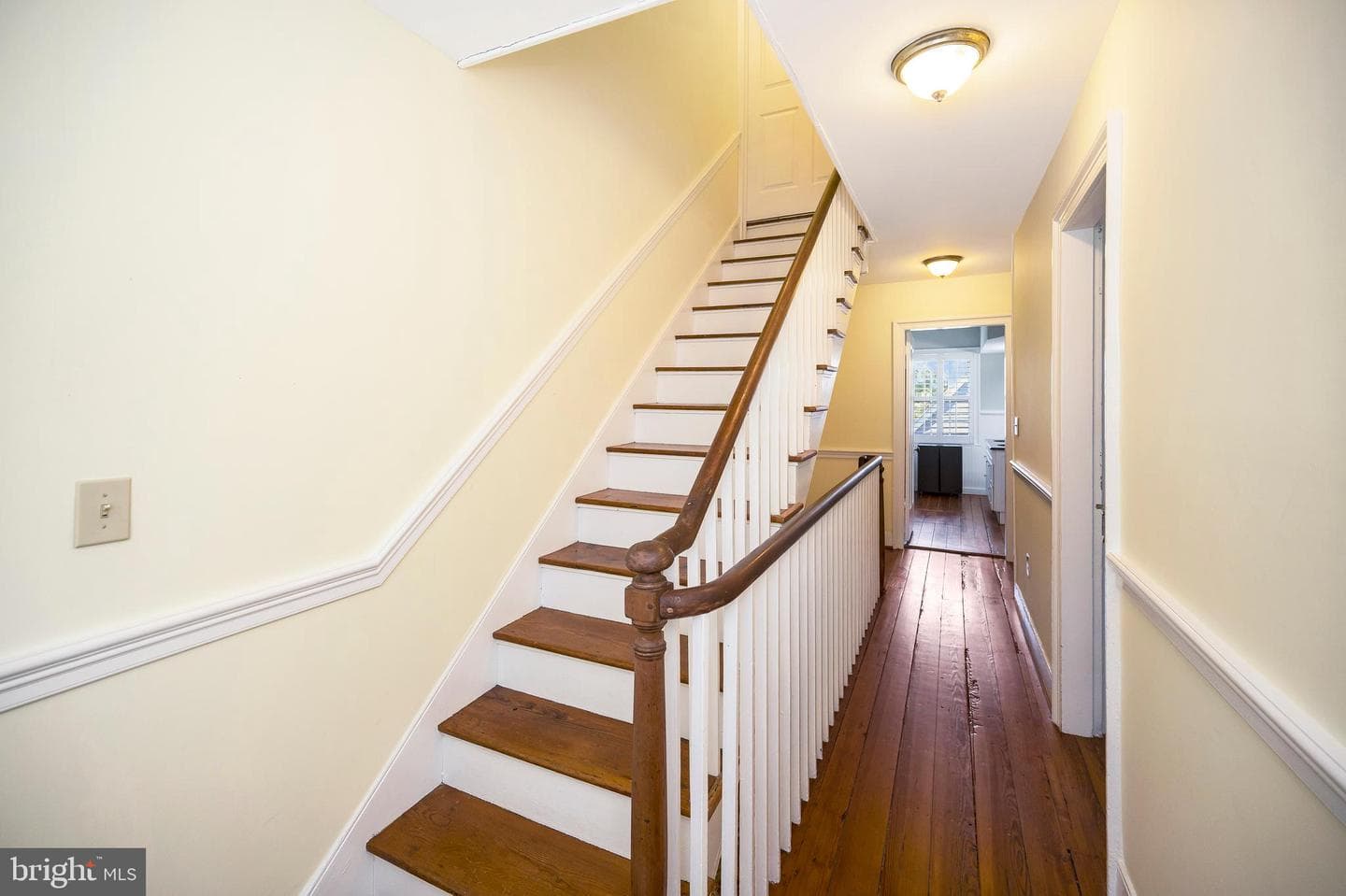 1102 Prince Edward Street photo 49