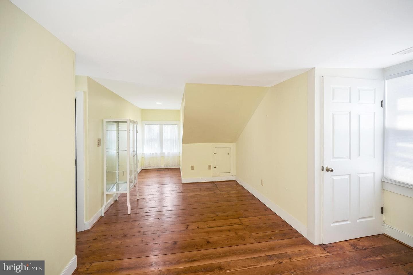 1102 Prince Edward Street photo 50
