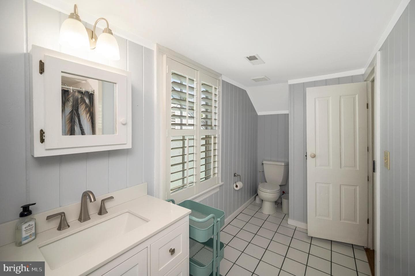 1102 Prince Edward Street photo 53