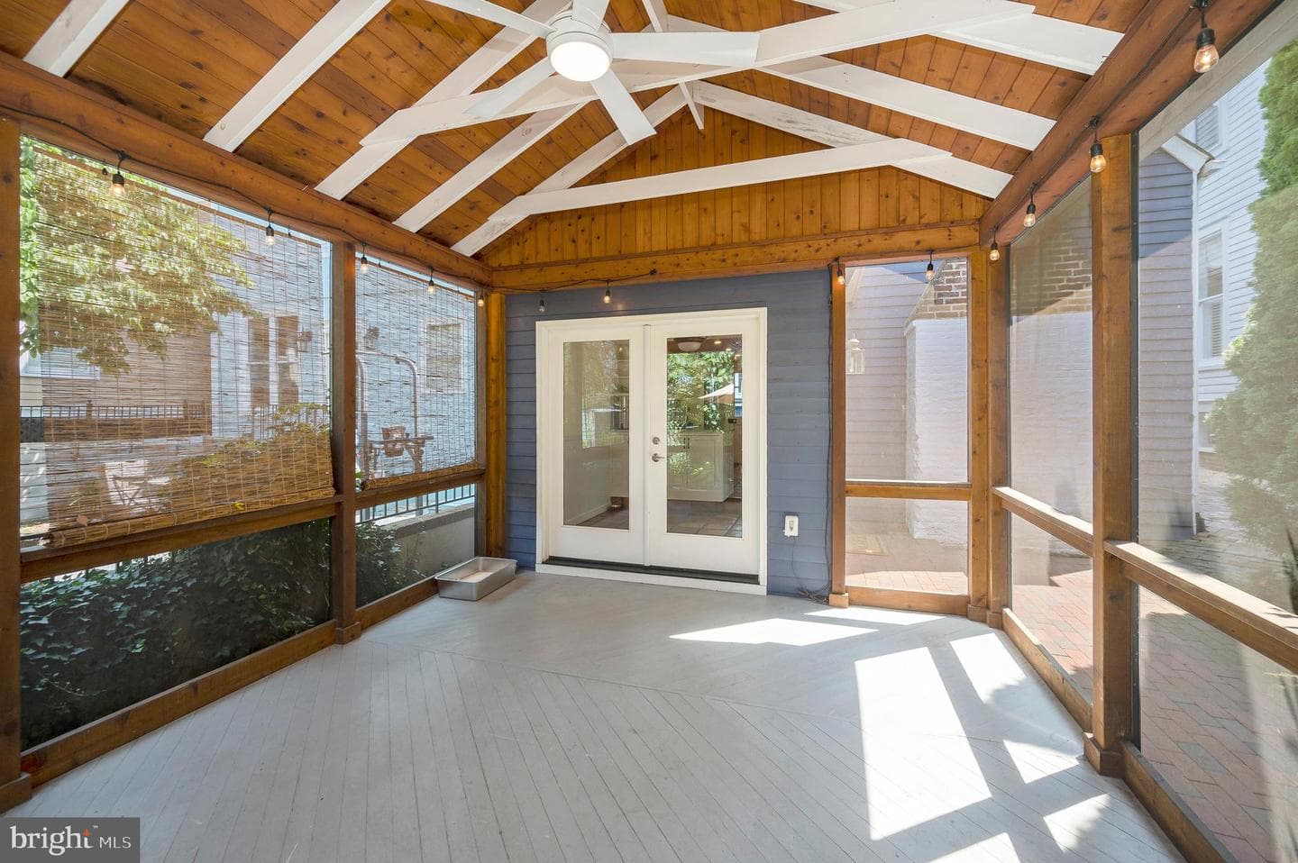 1102 Prince Edward Street photo 56
