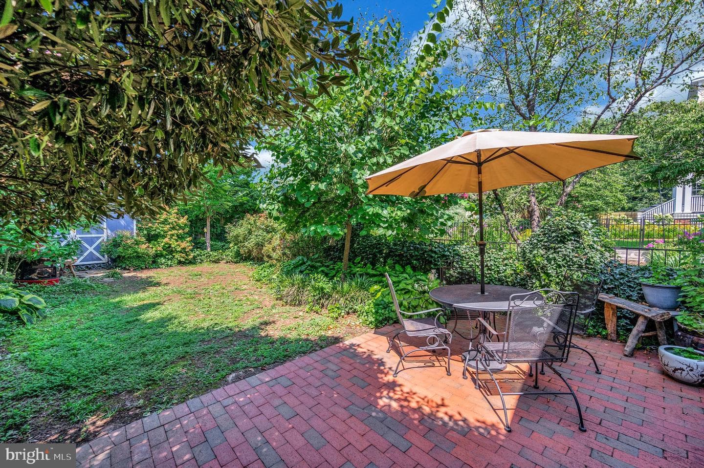 1102 Prince Edward Street photo 65
