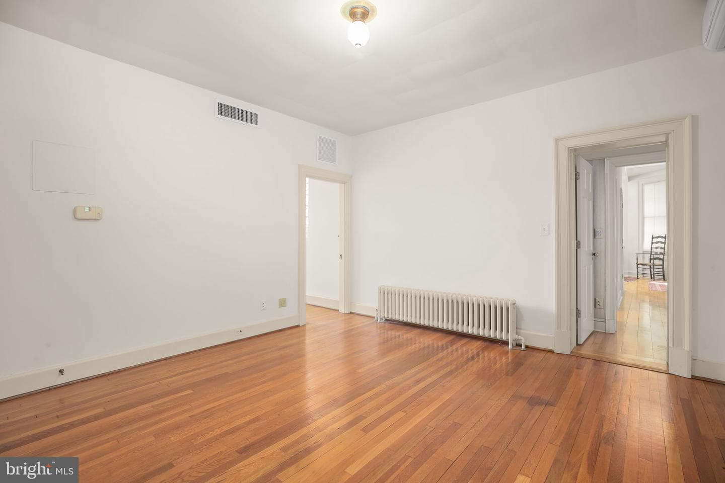 610 Lewis St photo 44