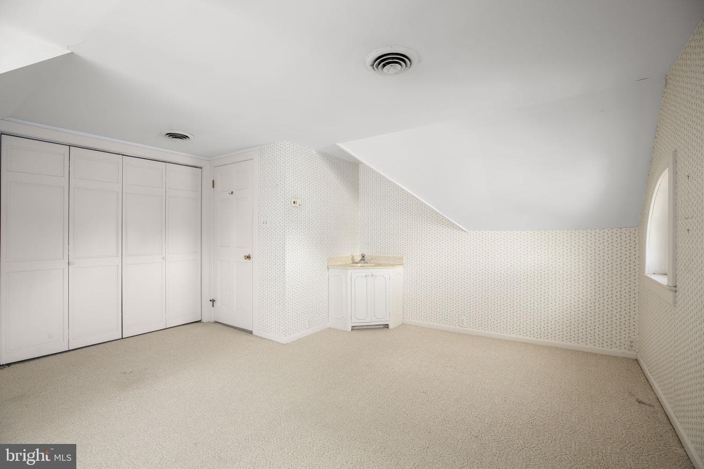 610 Lewis St photo 47