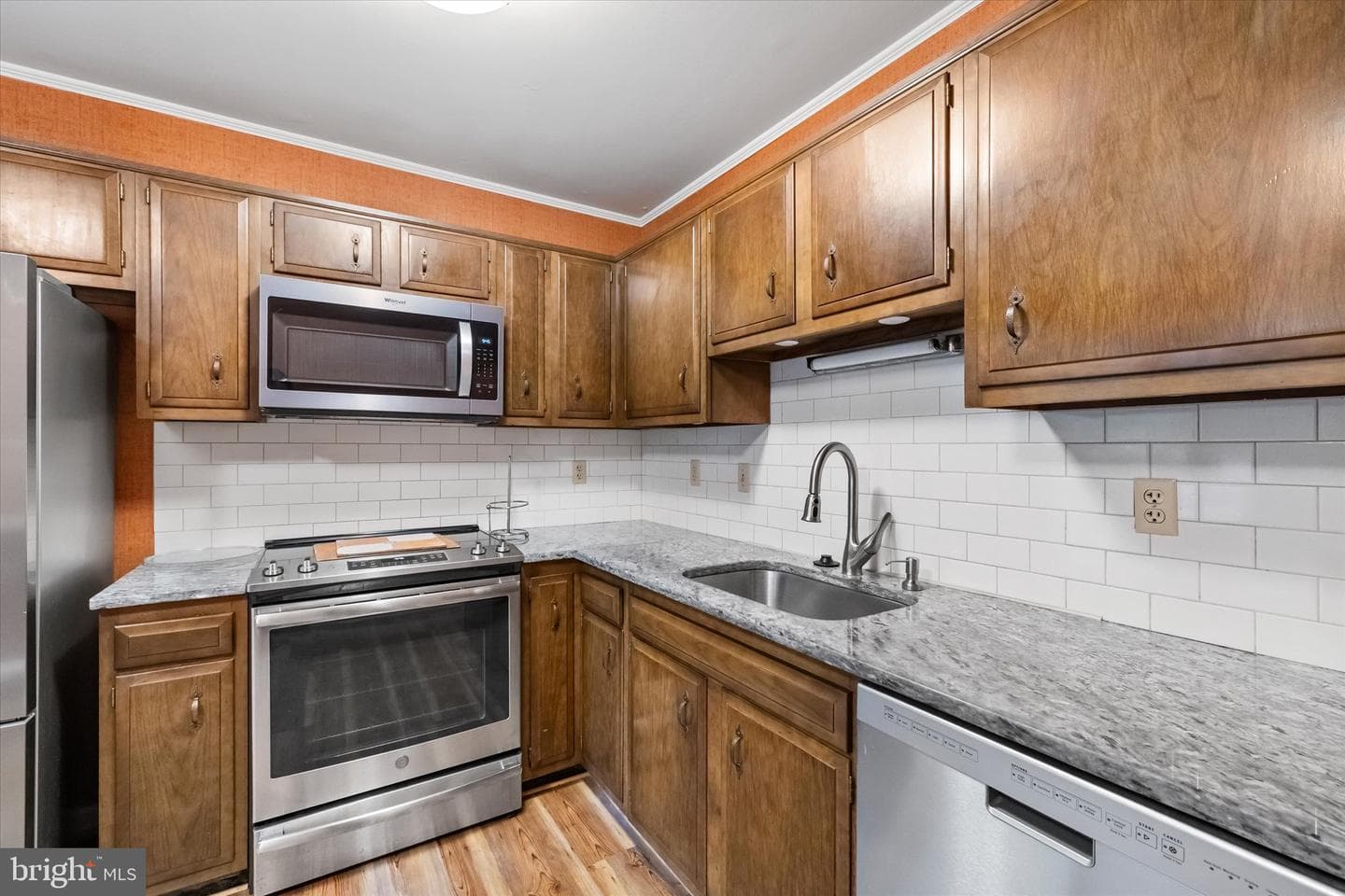 302 Altoona Drive photo 6