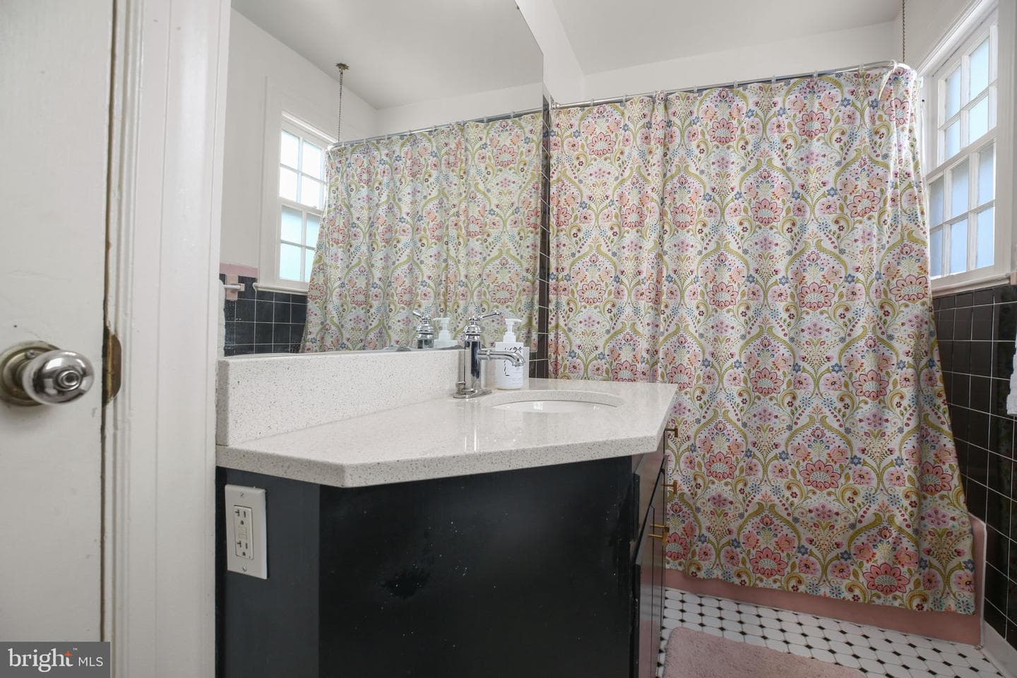 1500 Augustine Avenue photo 45