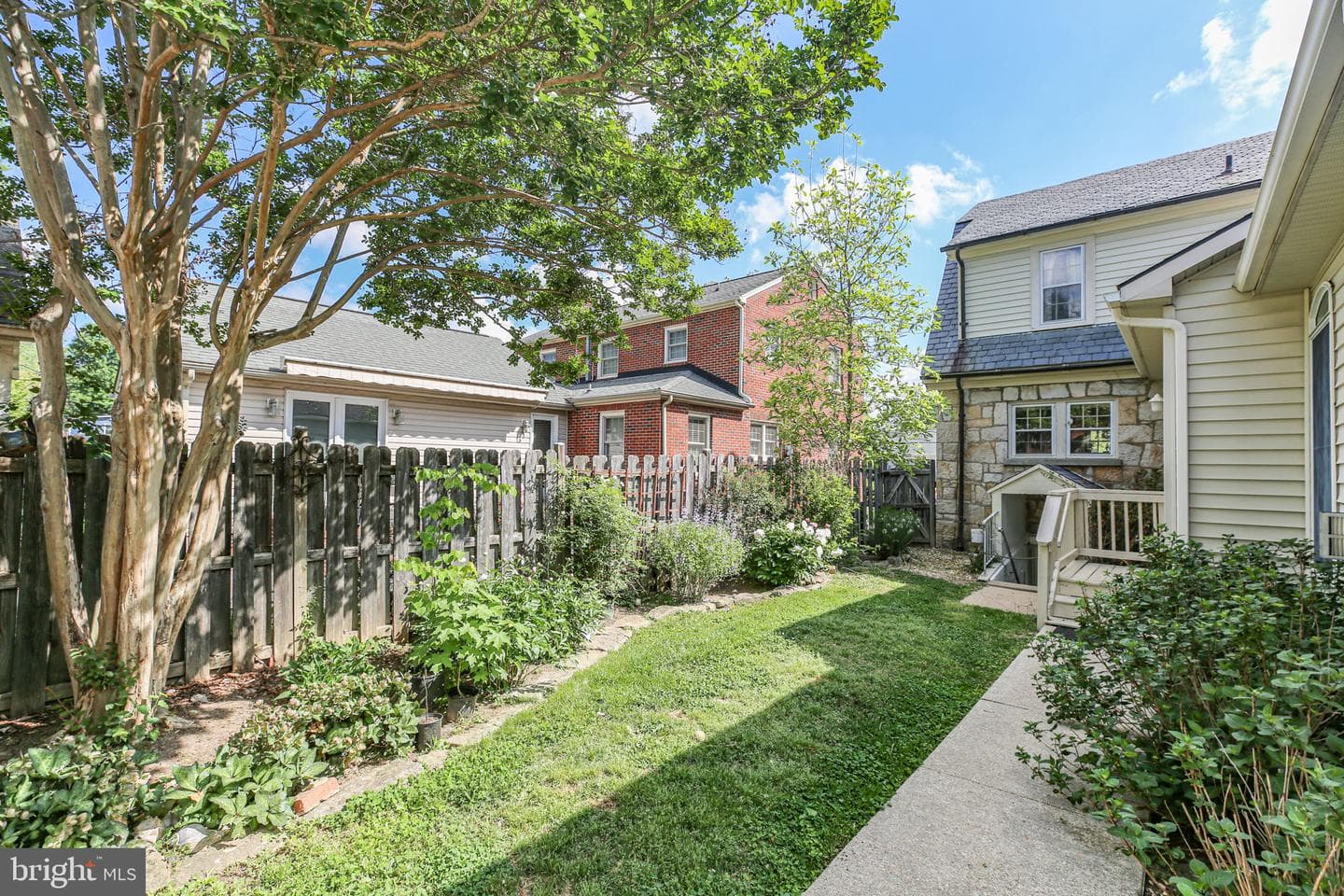 1500 Augustine Avenue photo 59
