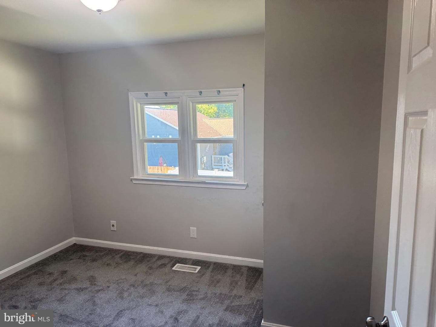 406 Canterbury Road photo 12
