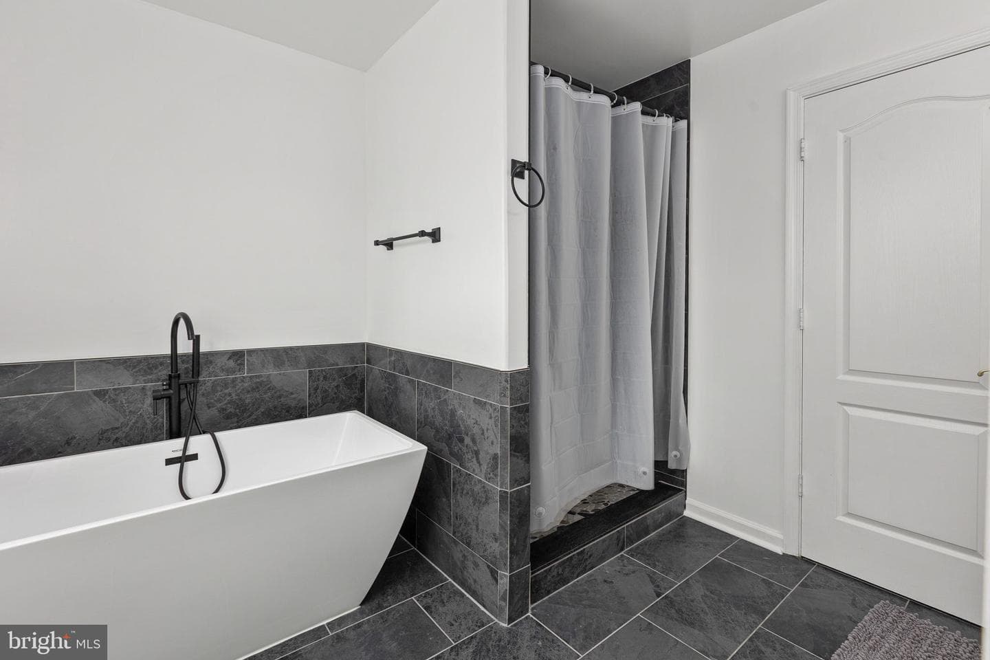 1004 Black Oak Ct photo 48