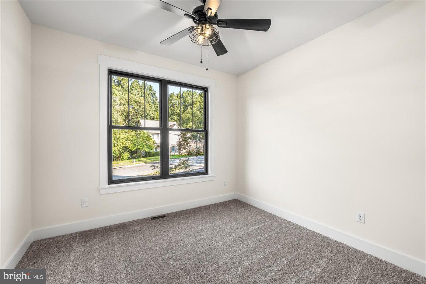 111 Huntington Hills Lane photo 36