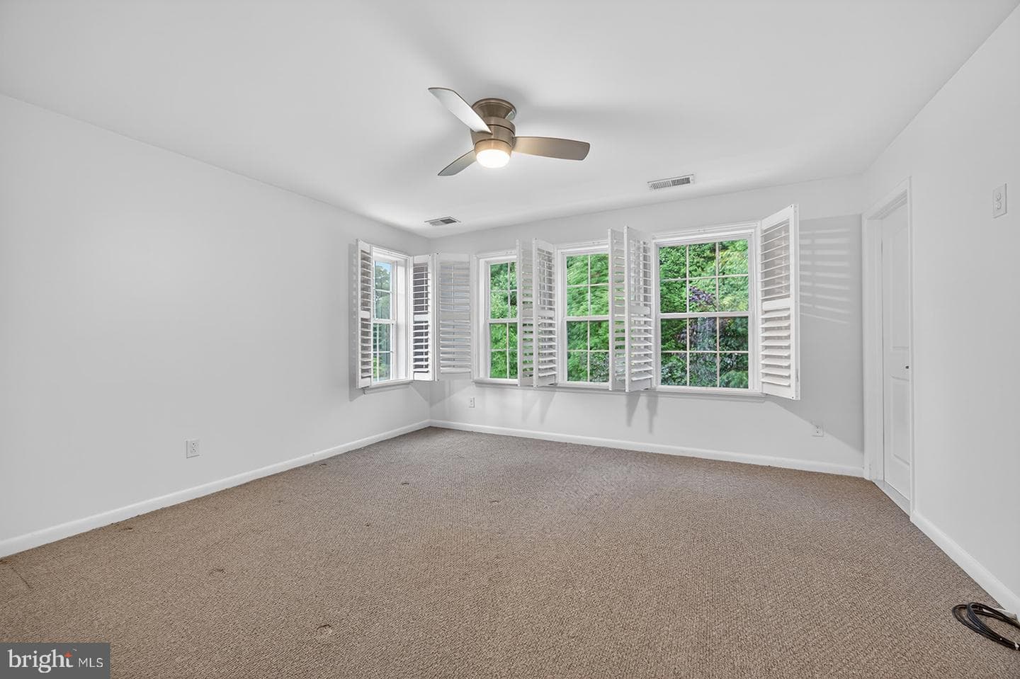 1349 Gilmore Street photo 16