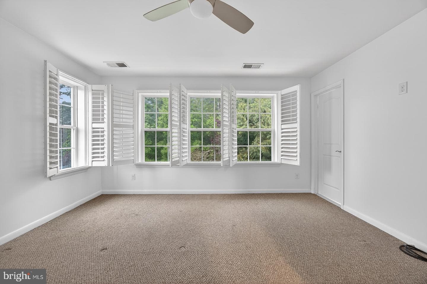 1349 Gilmore Street photo 23