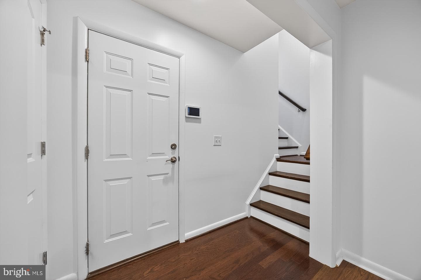 1349 Gilmore Street photo 28