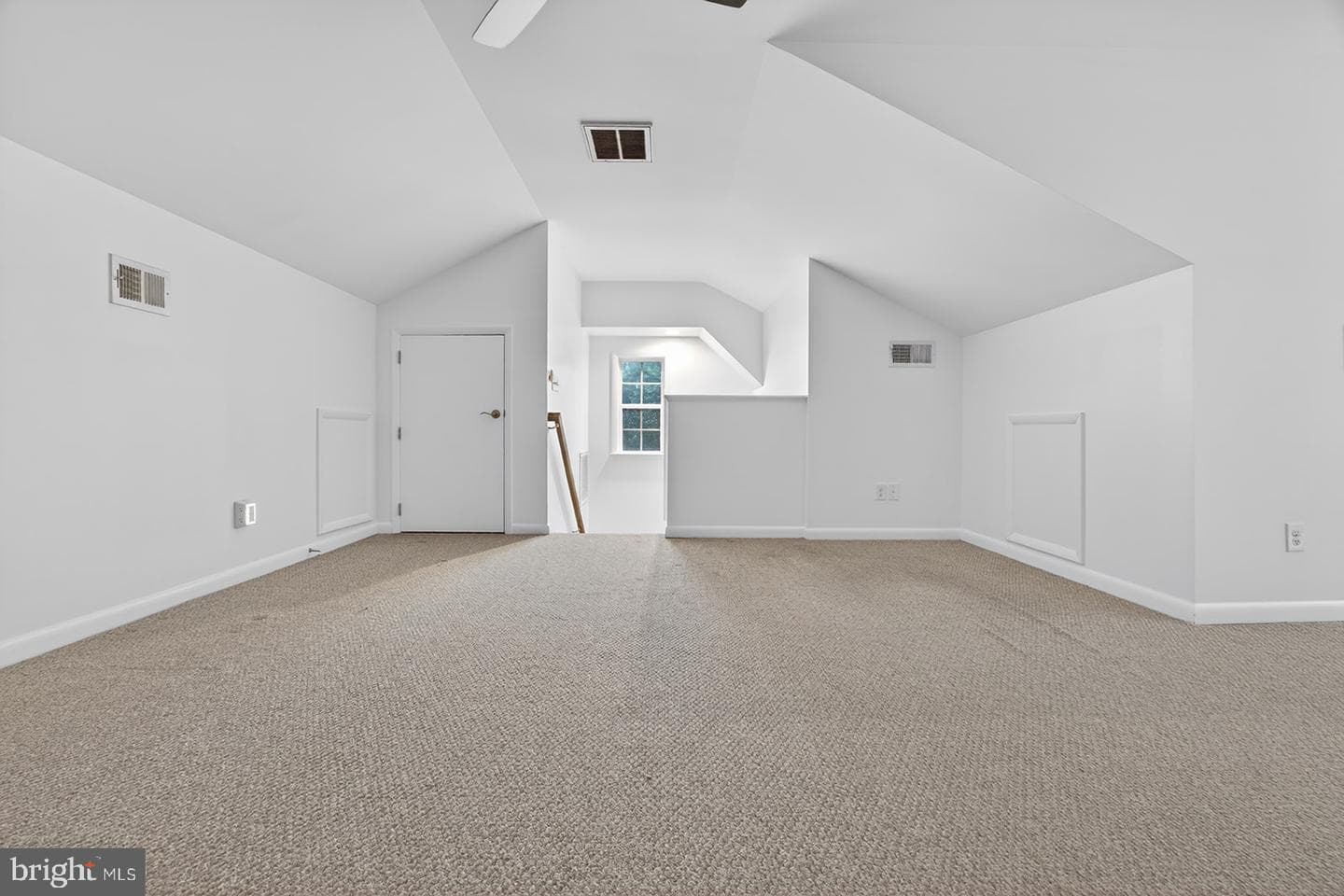 1349 Gilmore Street photo 30