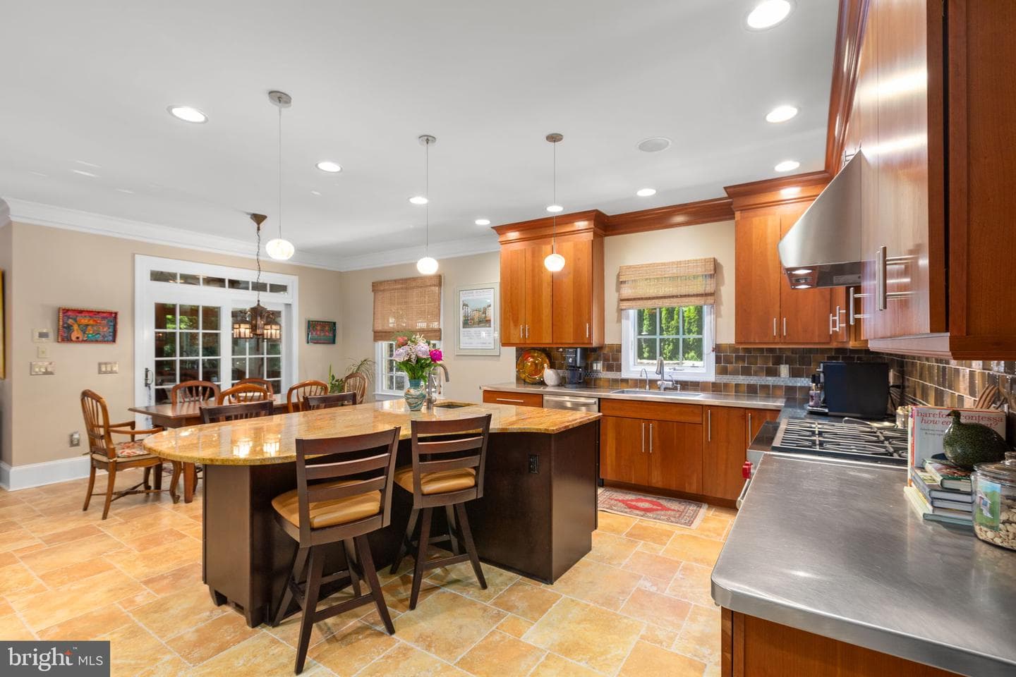 6 Delahay Drive photo 16
