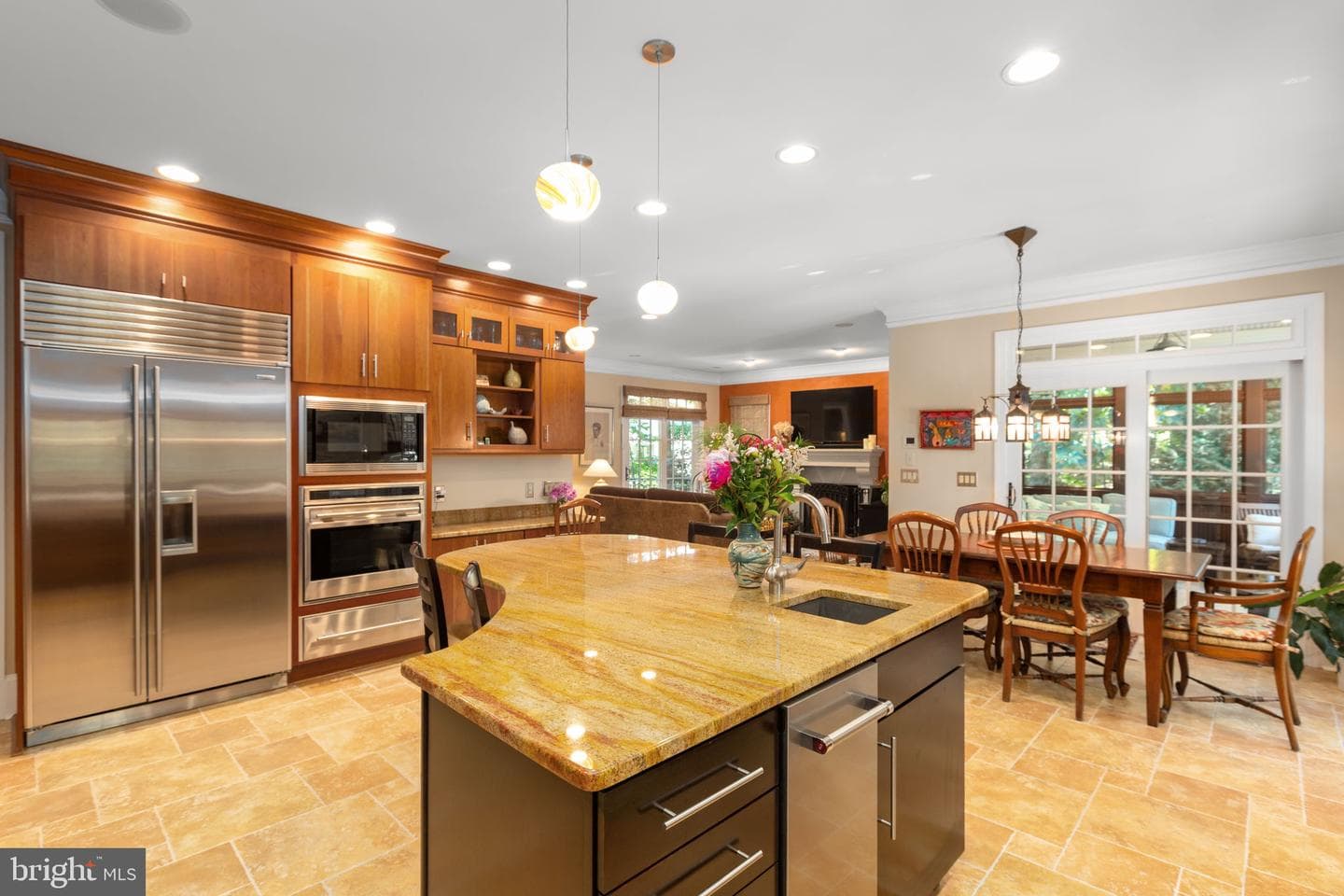 6 Delahay Drive photo 17