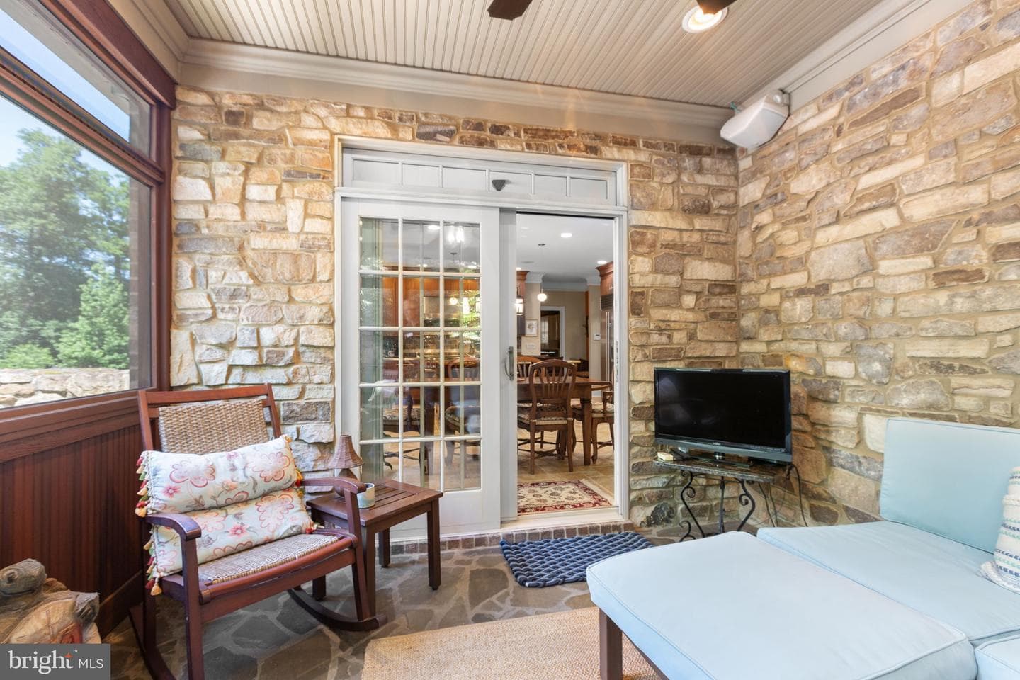 6 Delahay Drive photo 45