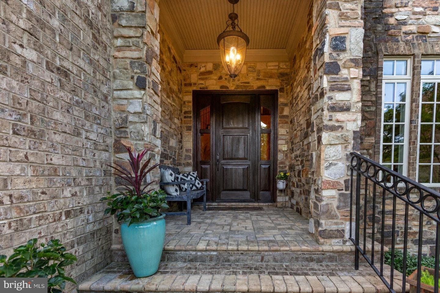 6 Delahay Drive photo 5