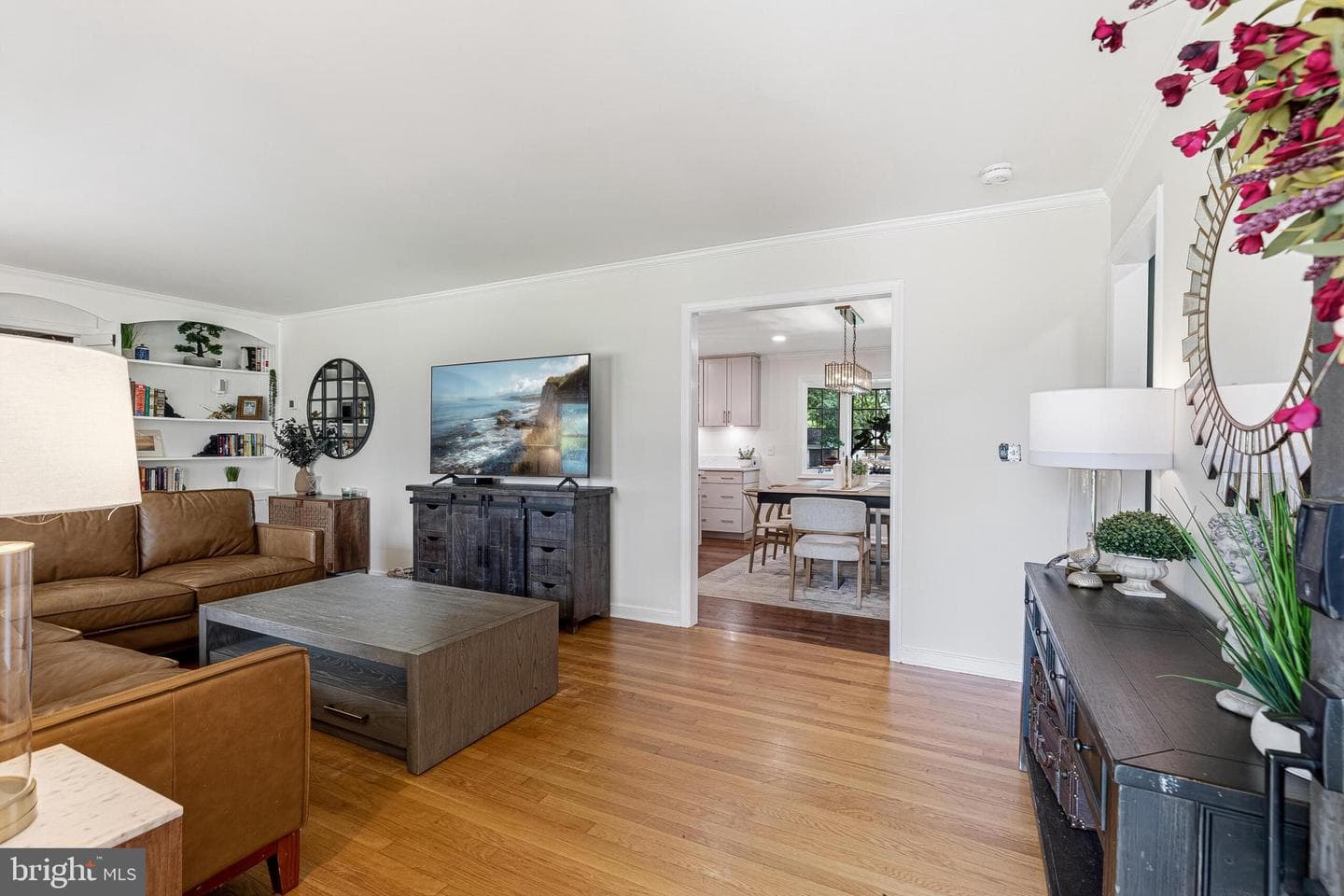 710 Bunker Hill Street photo 4