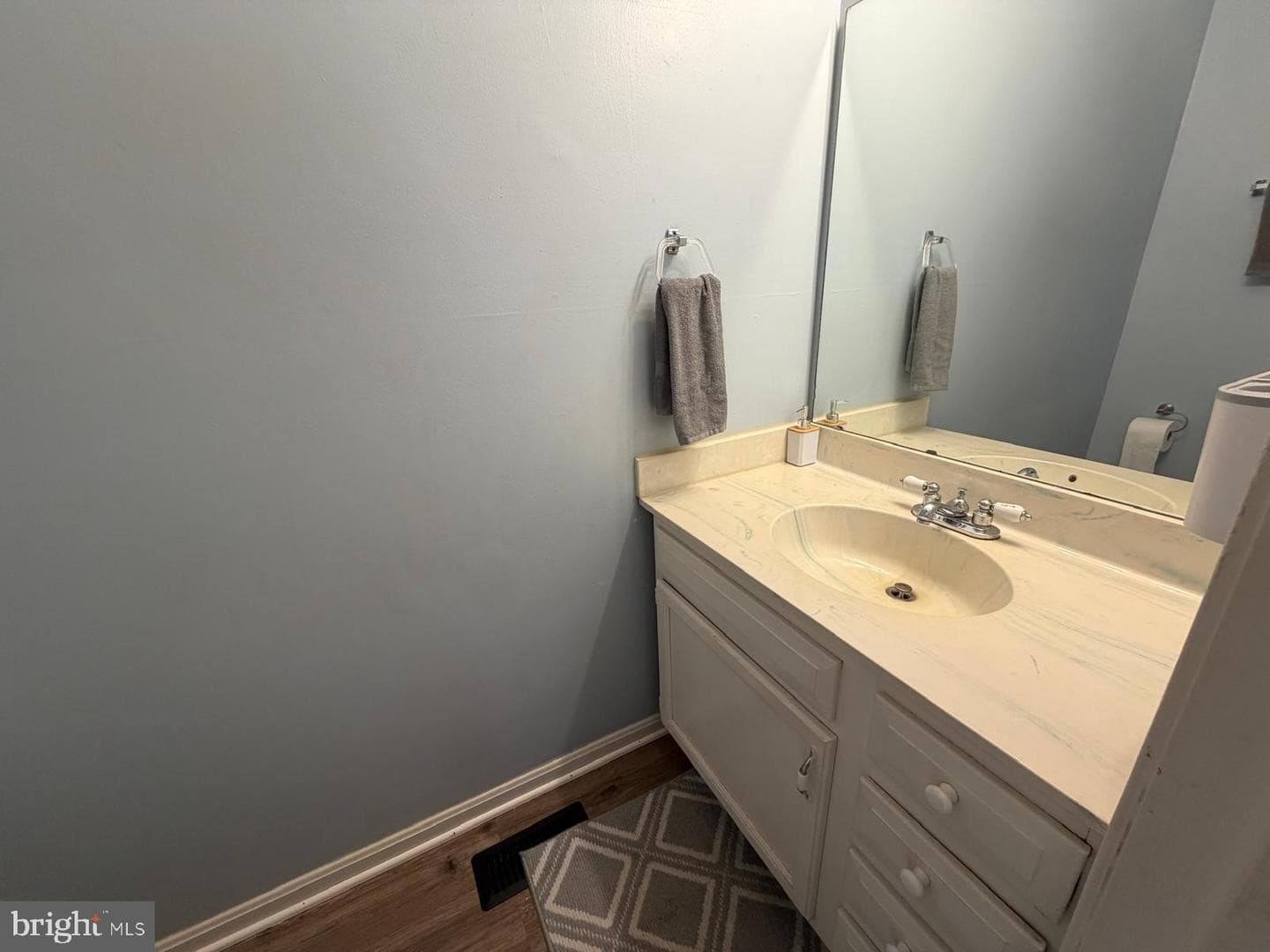 111 Kings Mill Drive photo 10