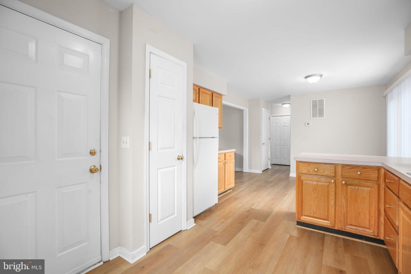 1002 Stafford Avenue photo 11