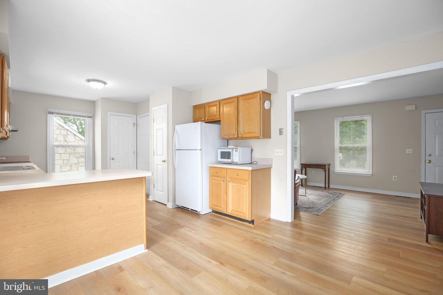 1002 Stafford Avenue photo 8