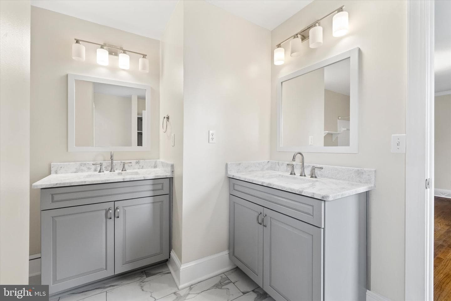 408 Riverside Drive photo 24