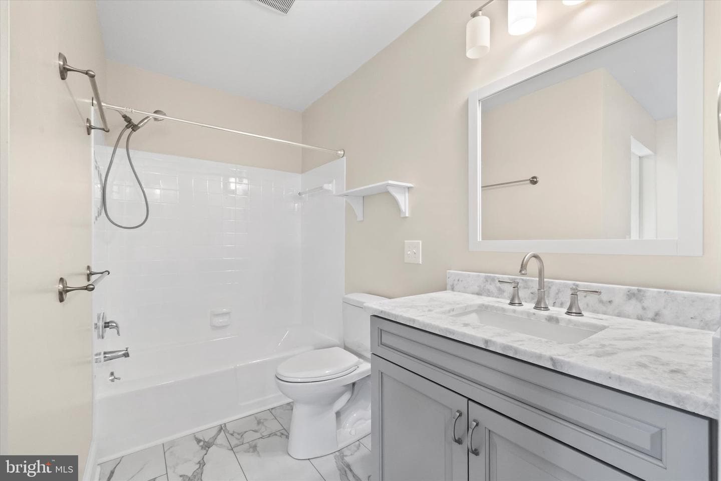408 Riverside Drive photo 25