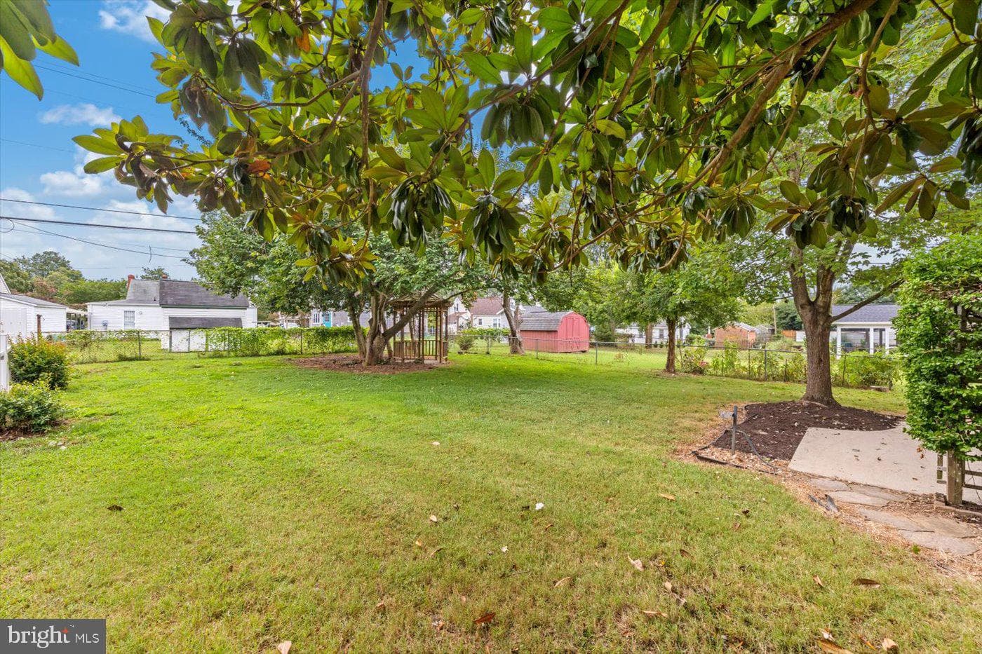 408 Riverside Drive photo 42