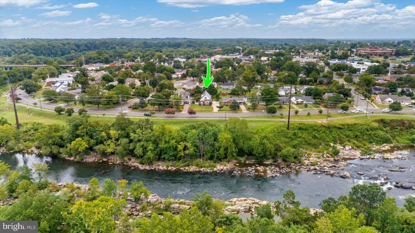 408 Riverside Drive photo 48