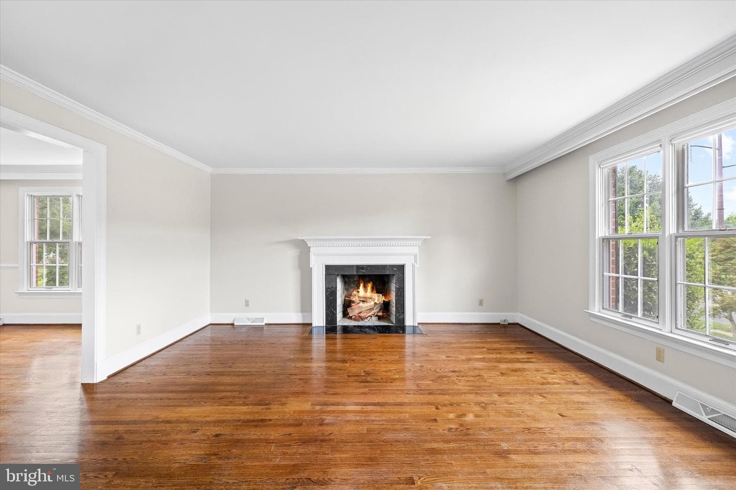 408 Riverside Drive photo 6
