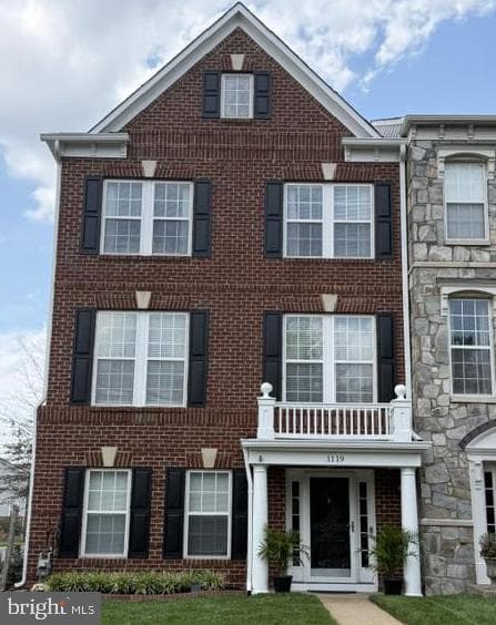 1119 Patrick Street