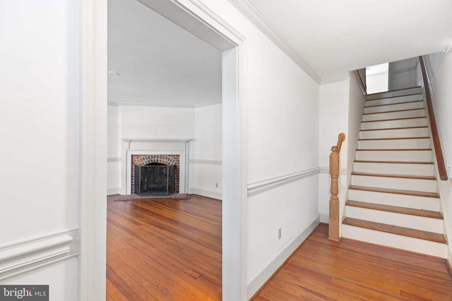 1307 Caroline Street photo 3