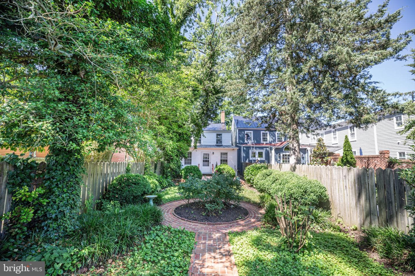 1307 Caroline Street photo 33