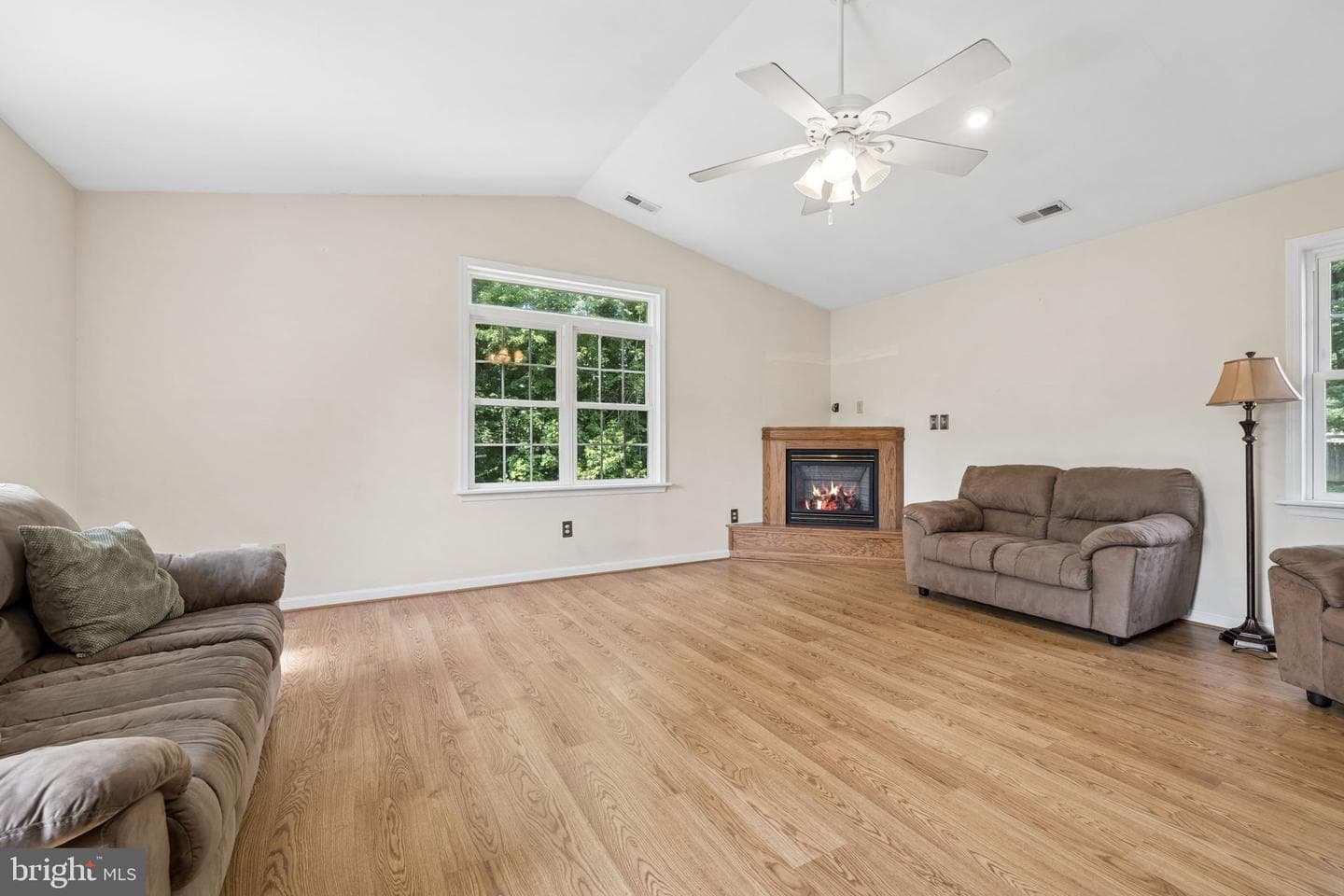 422 Morningside Drive photo 12