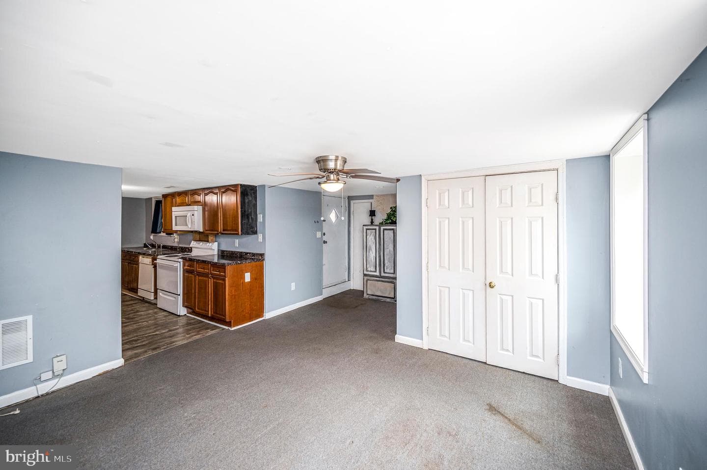 309 Princess Anne Street photo 38