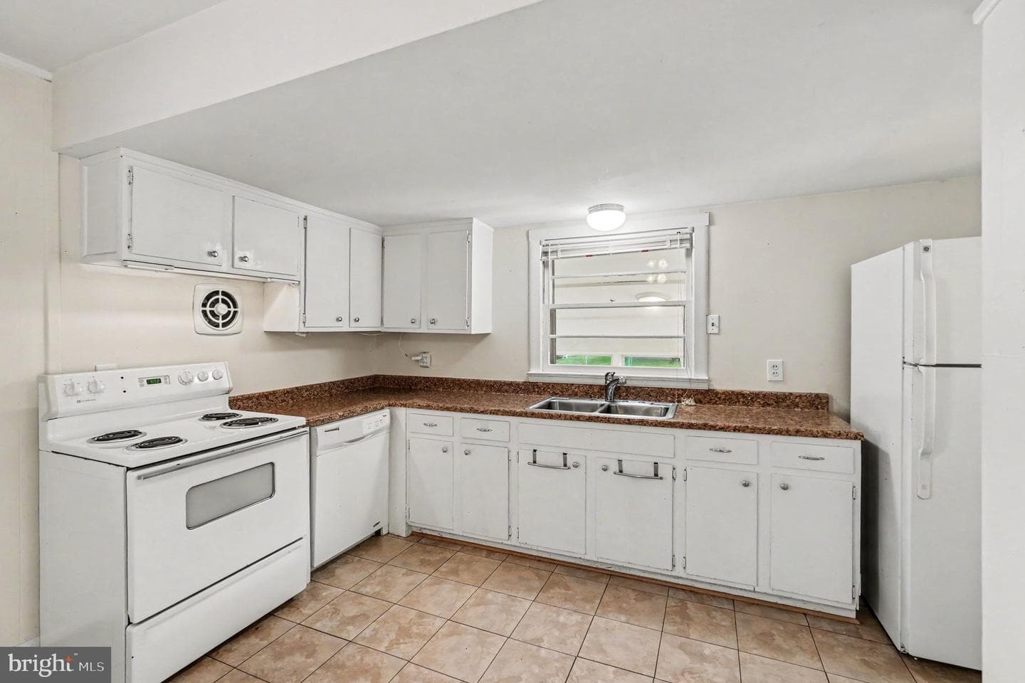 117 Hillcrest Drive photo 6