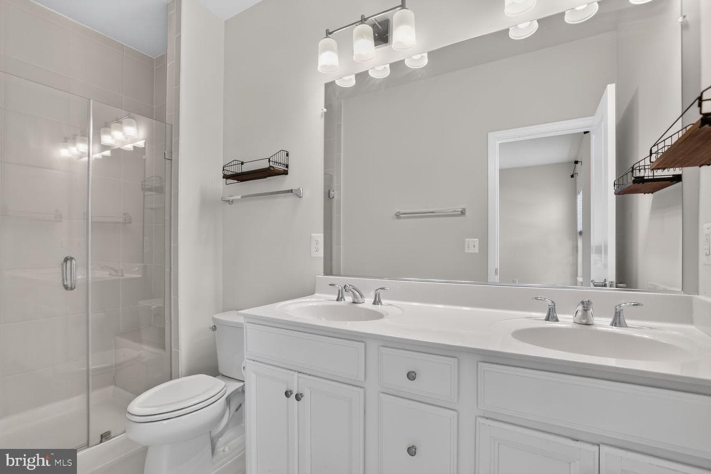 1806 Sag Harbor Lane photo 25