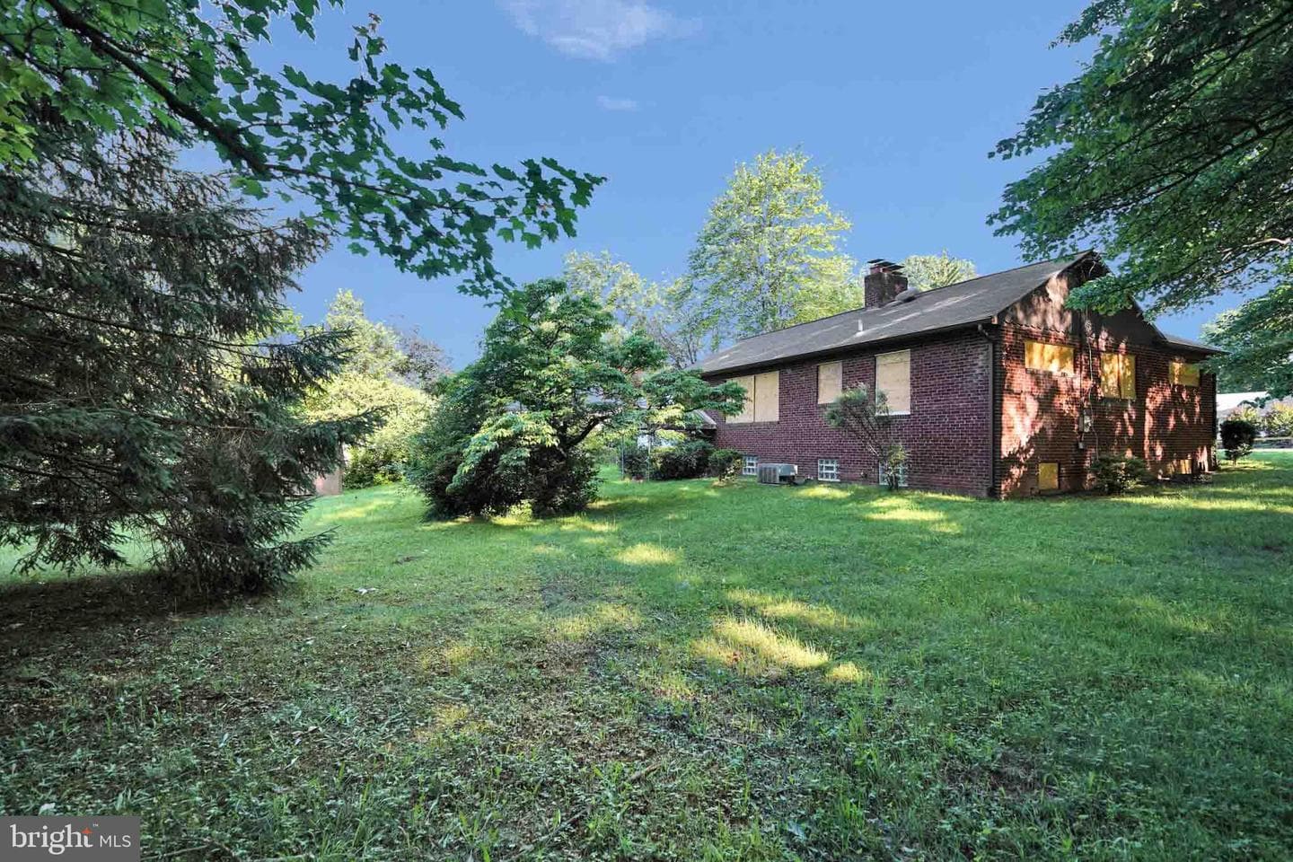 9905 Stoughton Road photo 14