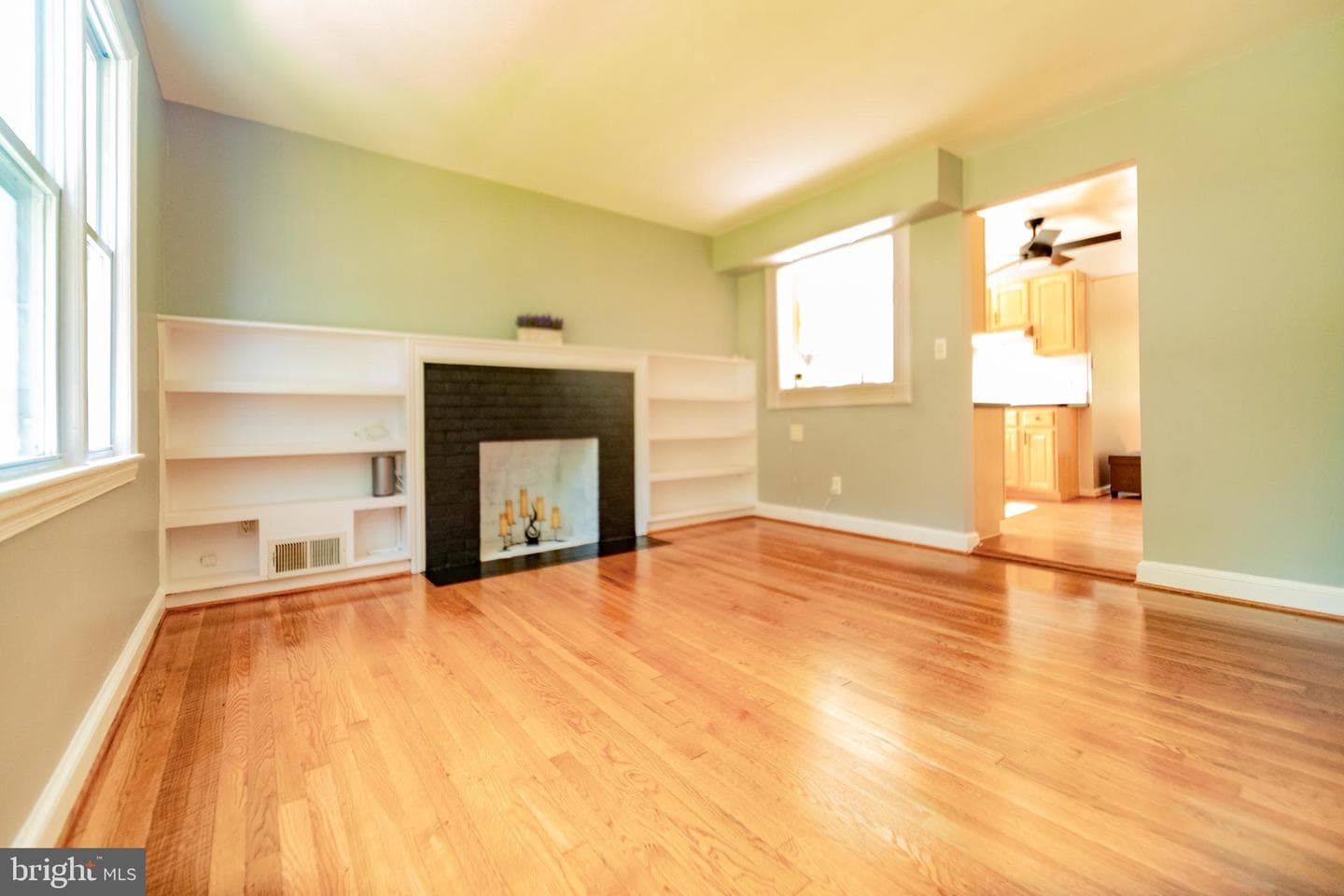 10729 Scott Drive photo 3