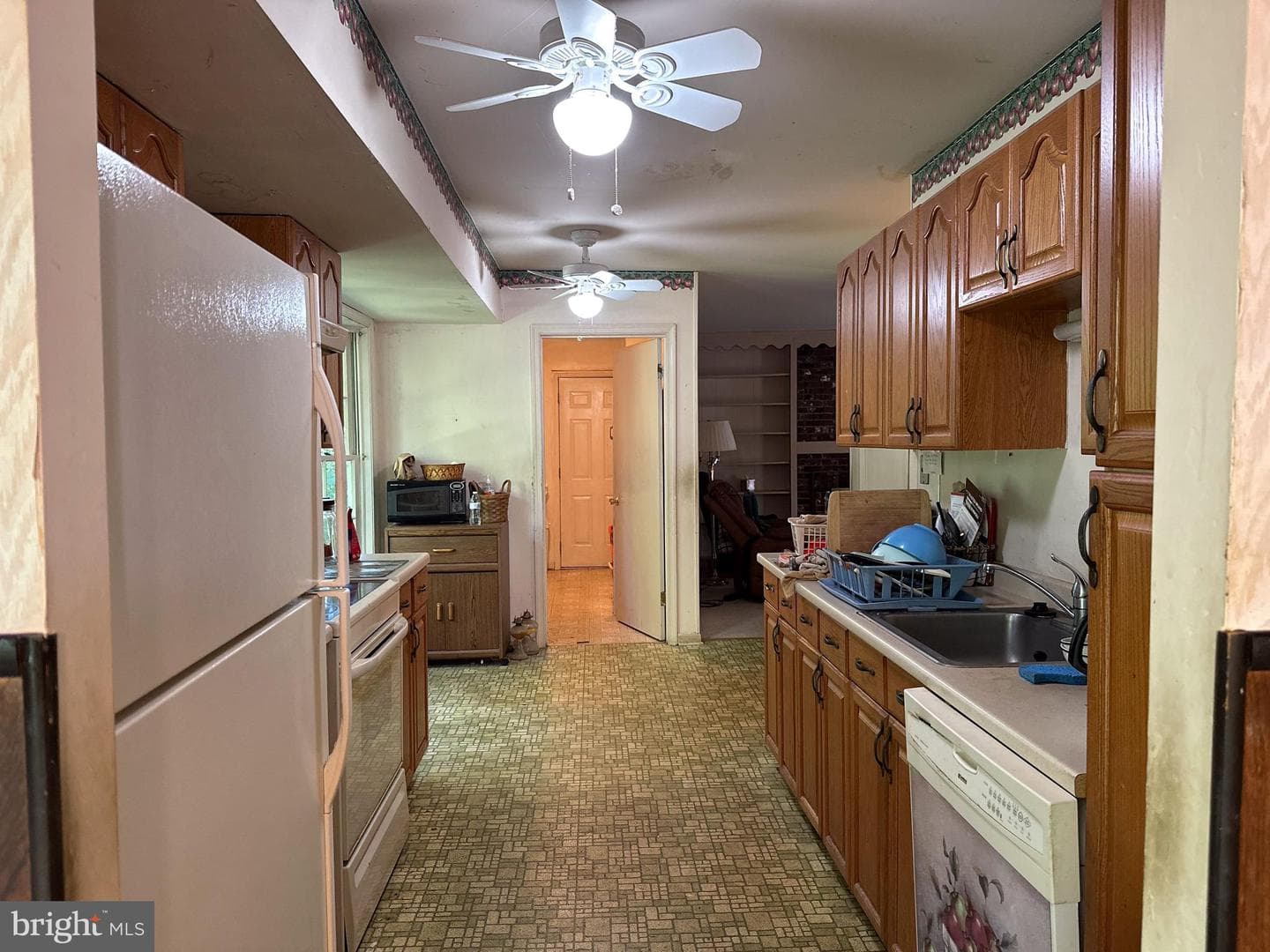 10704 Howerton Avenue photo 8