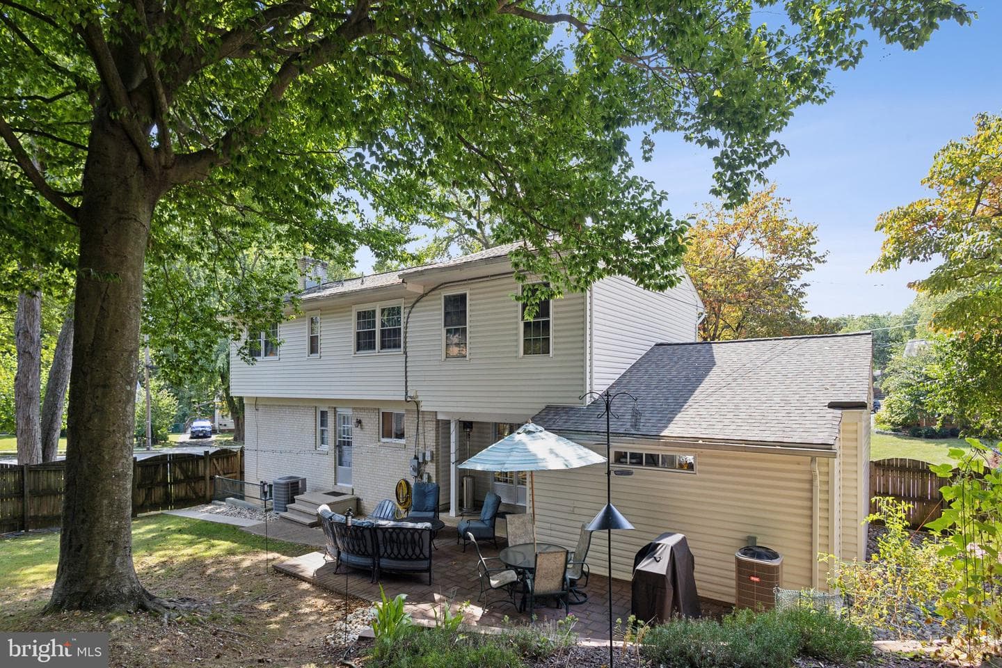 10202 Shiloh Street photo 9