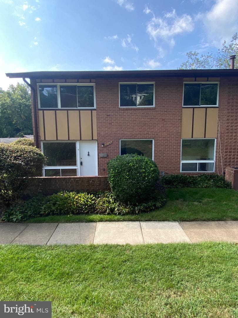 10104 Fair Woods Drive photo 1