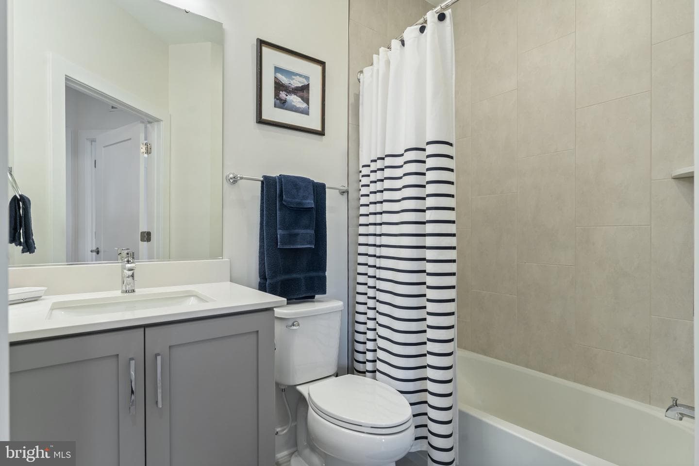 3546 Sutton Heights Circle photo 38