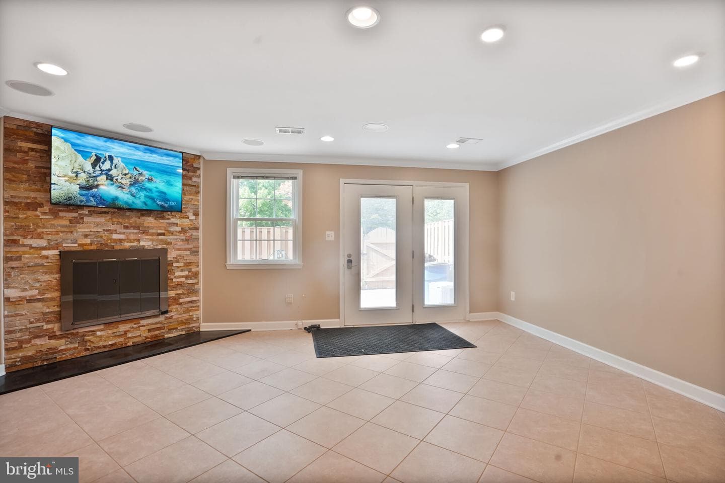 3848 University Drive photo 20