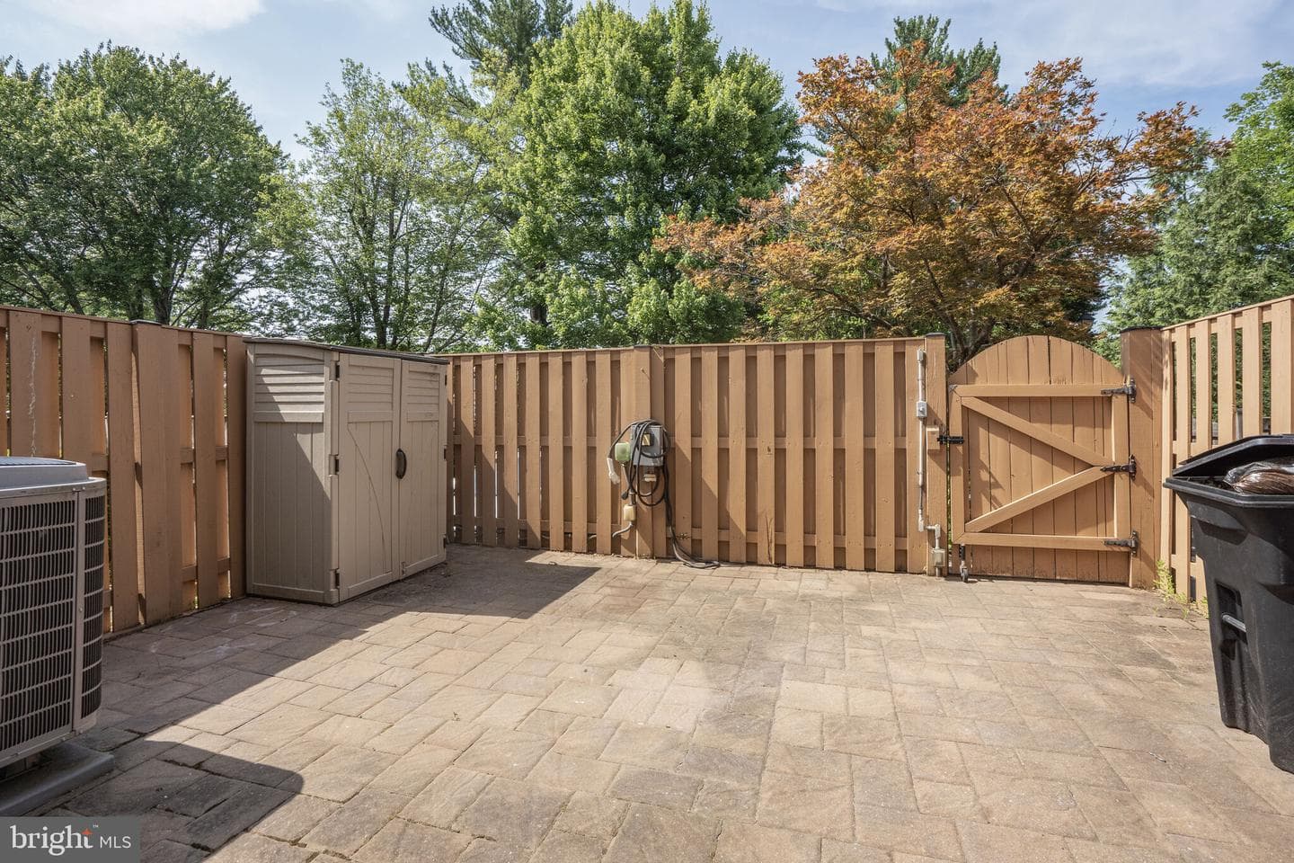 3848 University Drive photo 21