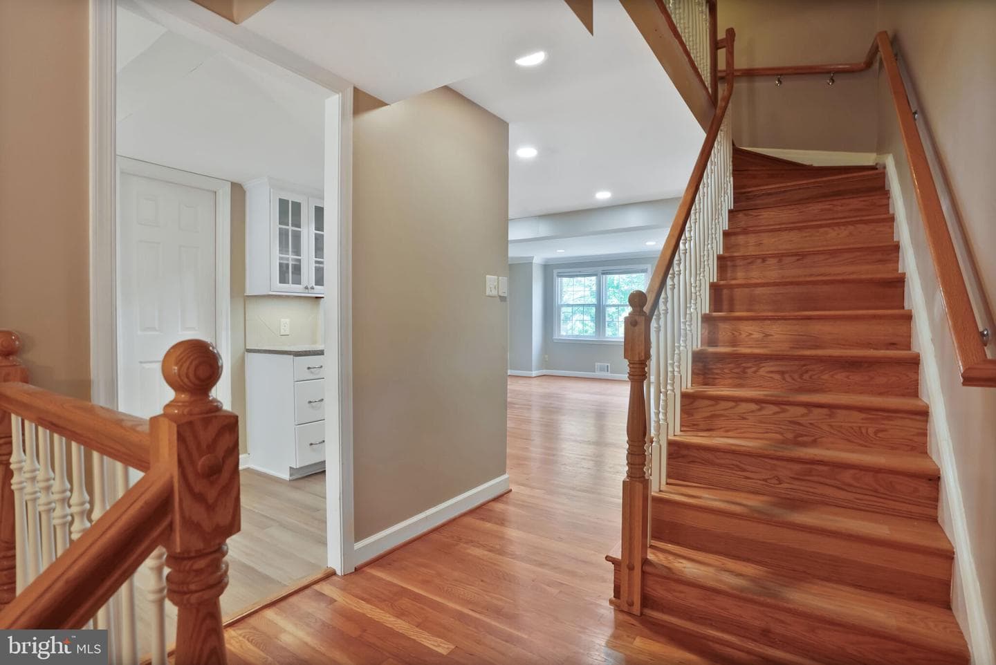 3848 University Drive photo 4
