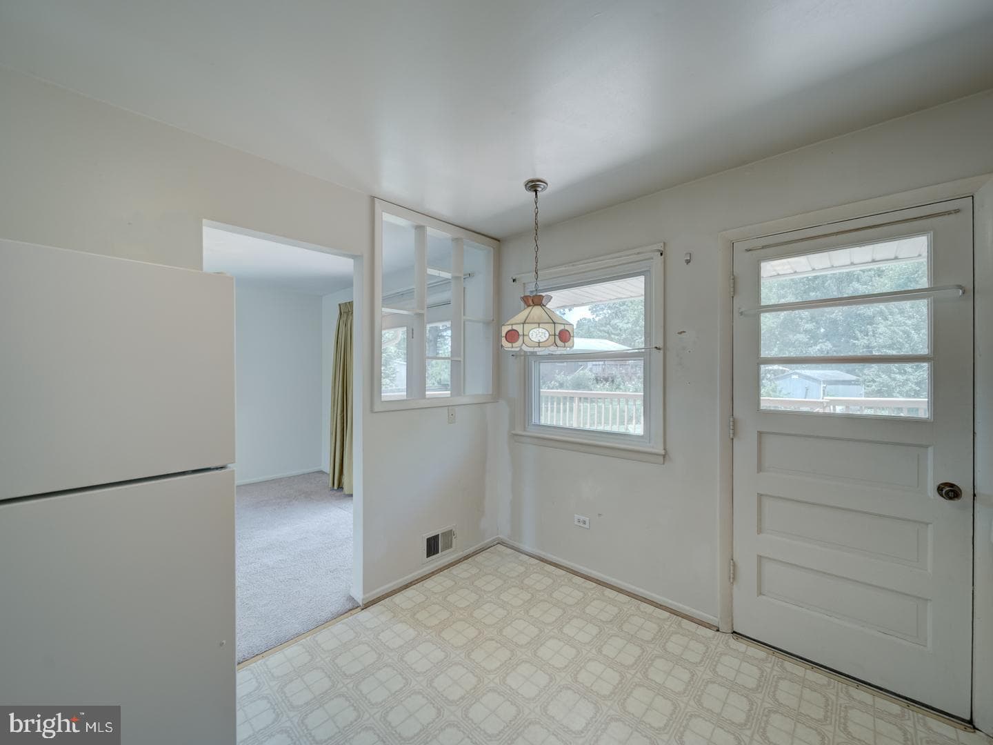 10928 Warwick Avenue photo 14
