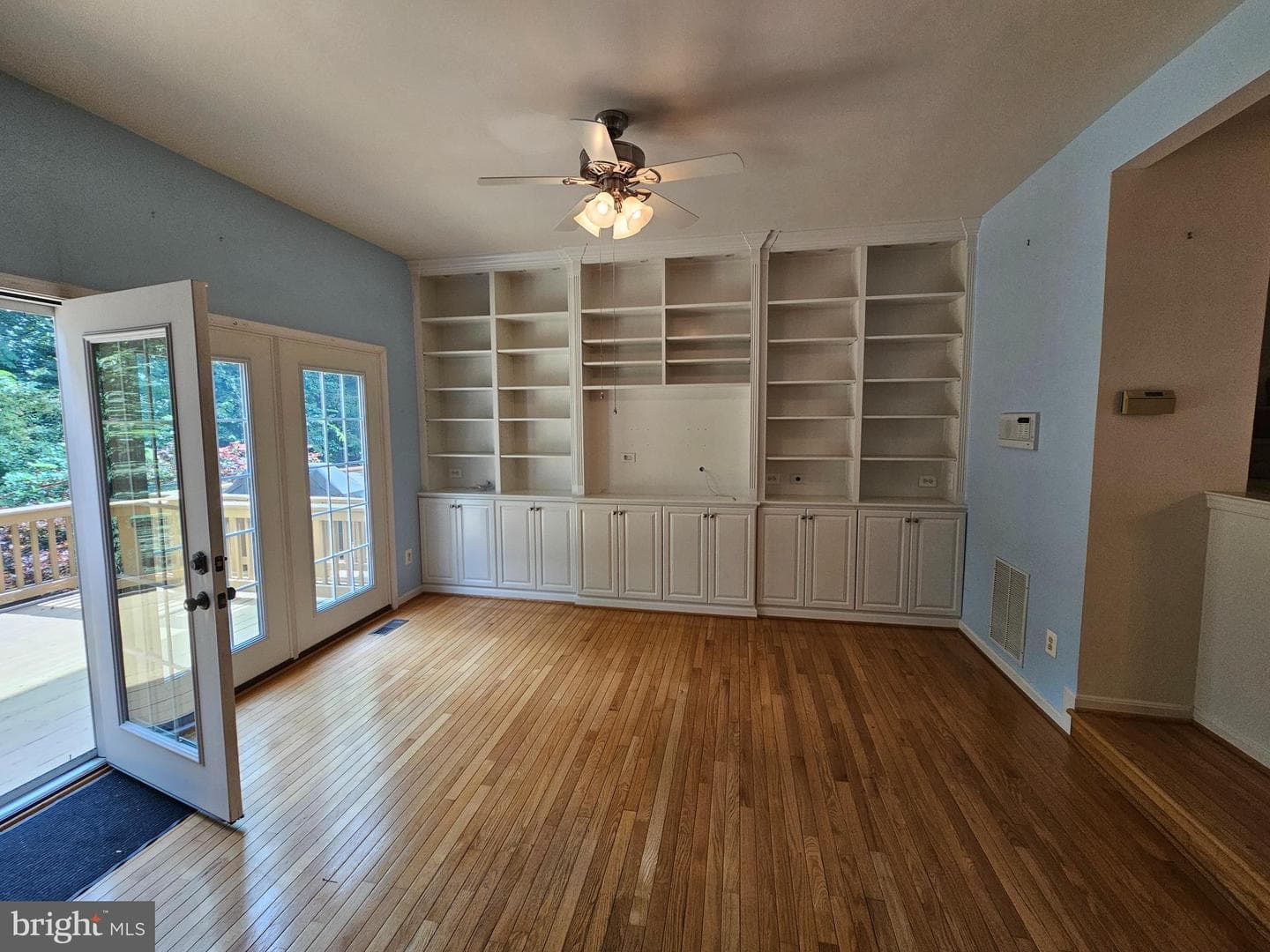 10450 Courtney Drive photo 13