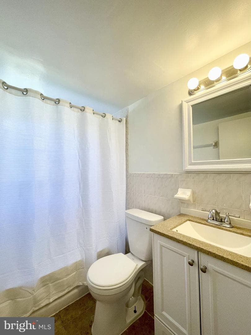 9495 Fairfax Boulevard #204 photo 4